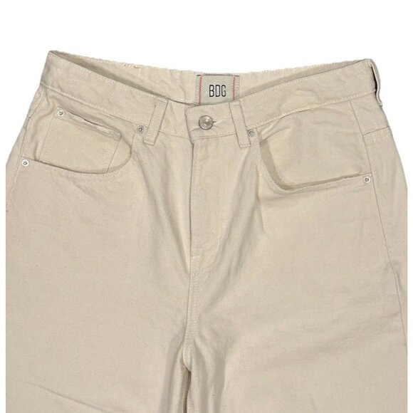 BDG Tapered Baggy Jeans Women's Size 29 High Waist Frayed Hem Cream Denim - Picture 5 of 16